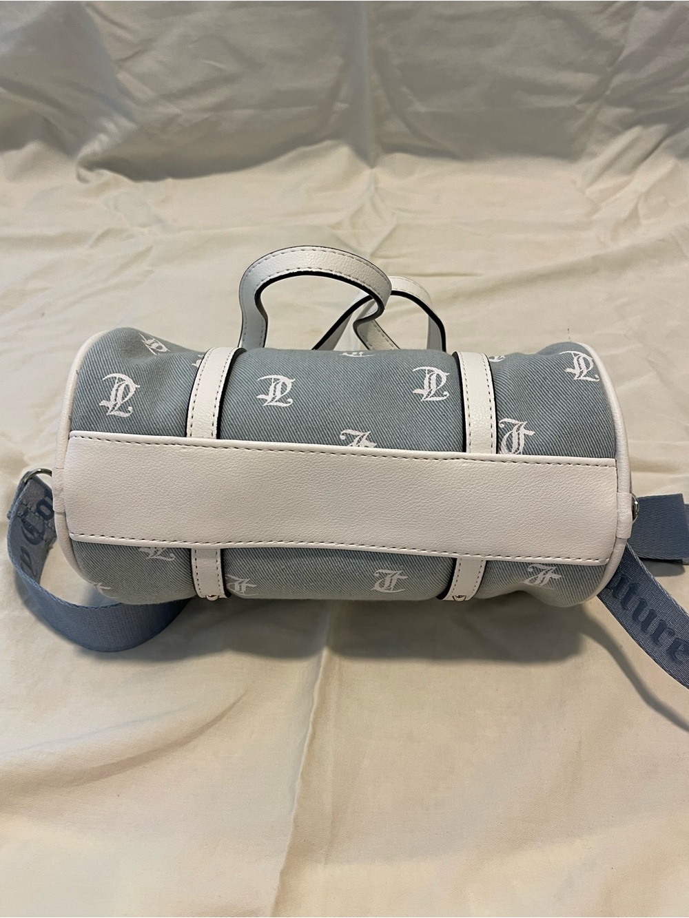 Juicy Couture Light Gray Barrel Duffel with White Trim and Navy Strap - Picture 9 of 9